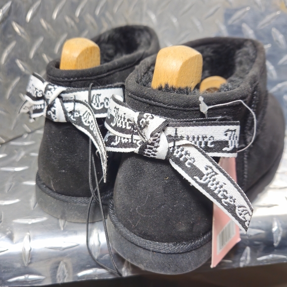 Juicy Couture booties - Picture 2 of 5